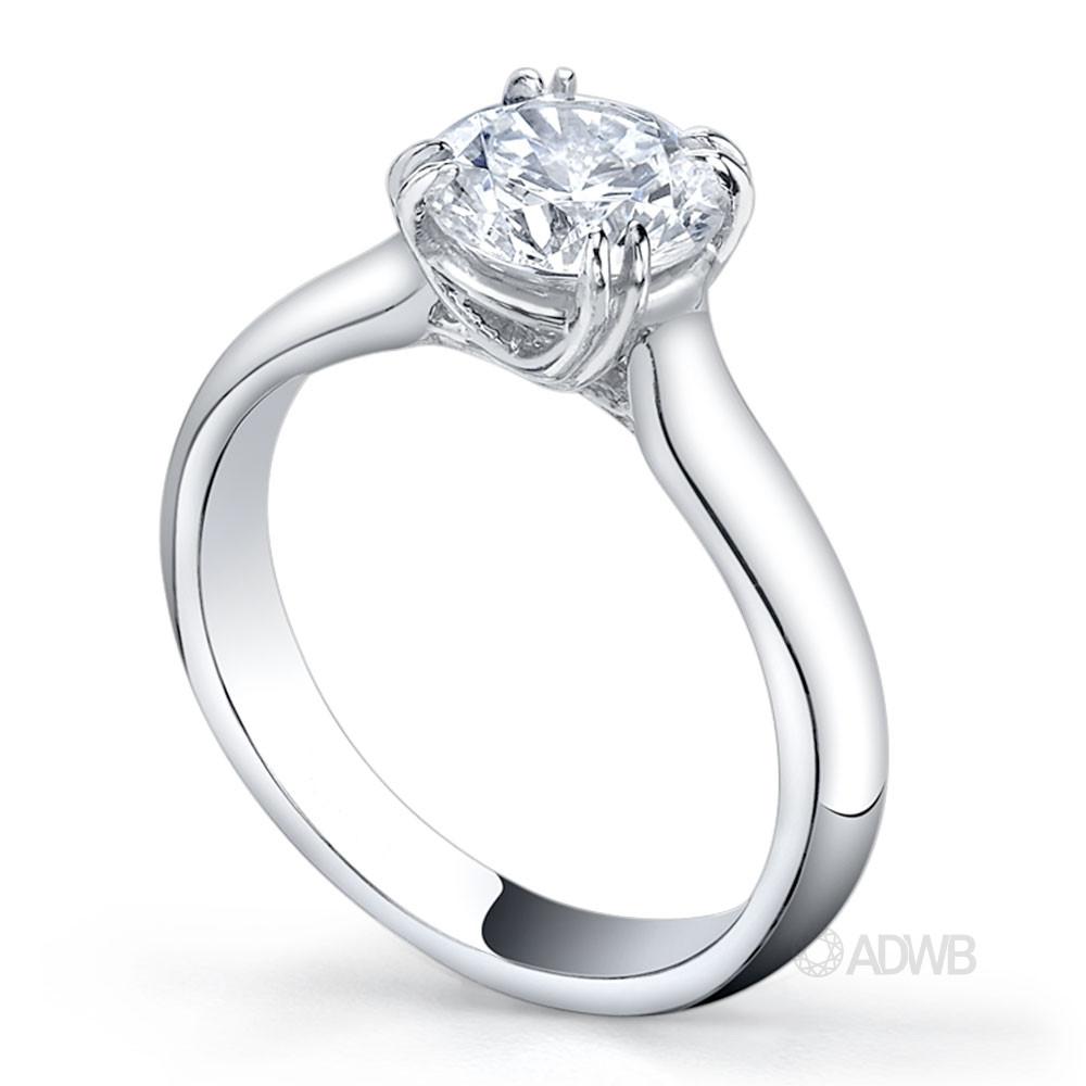 Double claw round brilliant cut diamond solitaire ring