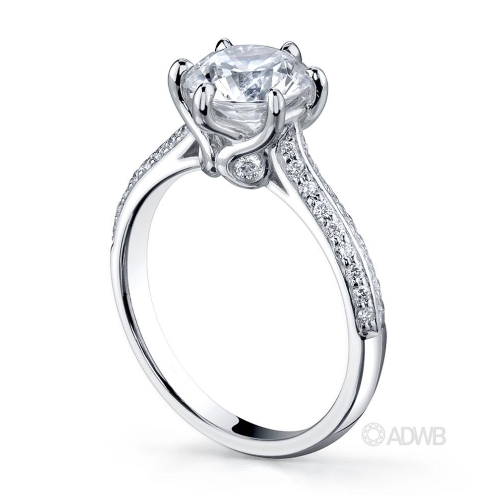 Elegant 6 claw round brilliant cut diamond solitaire ring with grain set diamond band
